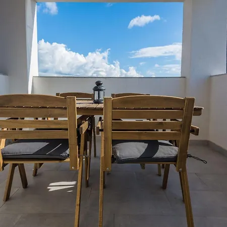 Pejakovic 3 By Interhome Vir