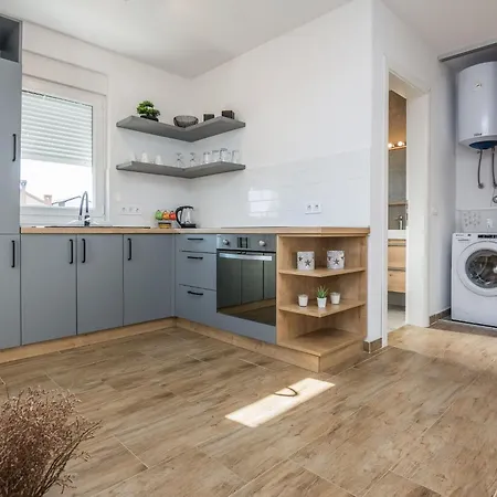 Pejakovic 3 By Interhome Apartman *
