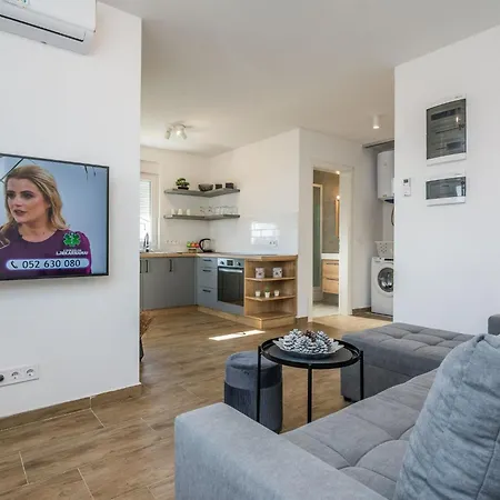 Pejakovic 3 By Interhome Appartement Vir