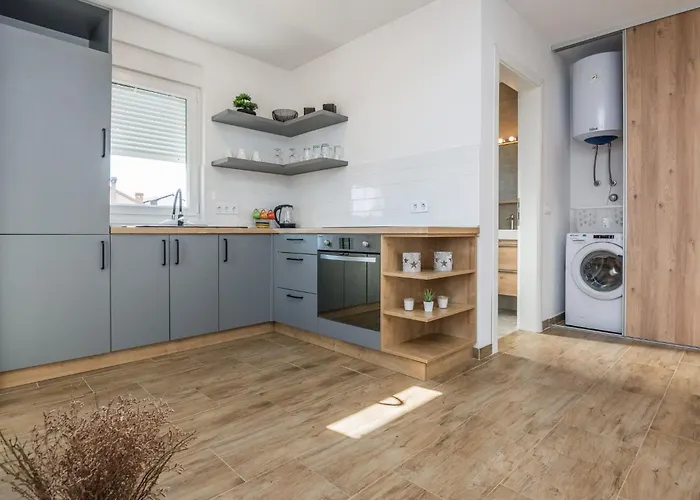 Pejakovic 3 By Interhome Appartement *