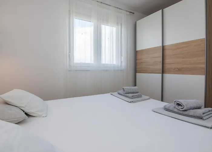 Appartement Pejakovic 3 By Interhome *