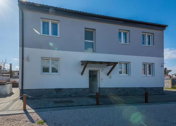 Appartement Pejakovic 3 By Interhome *